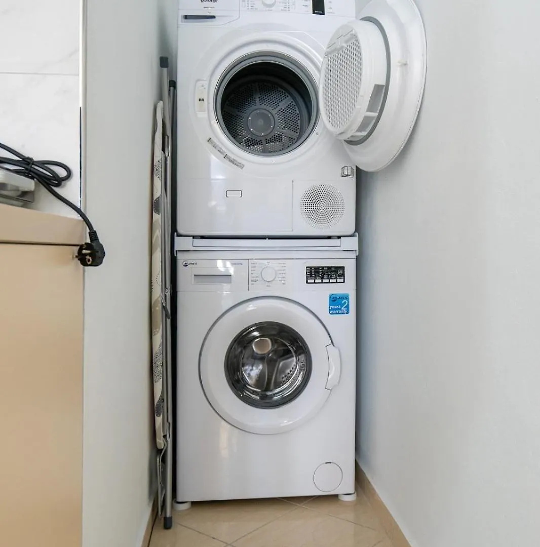 Ramo Studio Apartment Vlorë